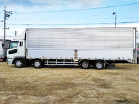 三菱ふそうスーパーグレートアルミウイング大型（10t）[写真05]