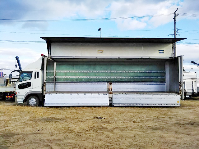三菱ふそうスーパーグレートアルミウイング大型（10t）[写真06]