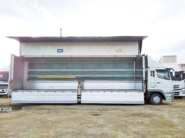 三菱ふそうスーパーグレートアルミウイング大型（10t）[写真08]