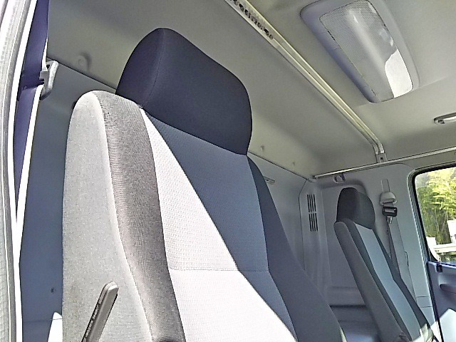 日野レンジャーセルフクレーン4段増トン（6t・8t）[写真26]