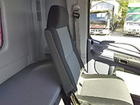 日野レンジャーセルフクレーン4段増トン（6t・8t）[写真28]