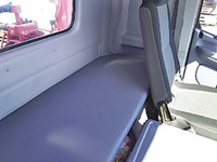 日野レンジャーセルフクレーン4段増トン（6t・8t）[写真29]