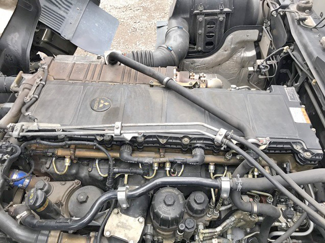 三菱ふそうスーパーグレートアルミウイング大型（10t）[写真21]