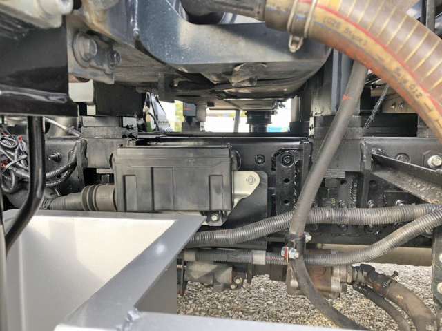 三菱ふそうキャンタークレーン4段小型（2t・3t）[写真10]