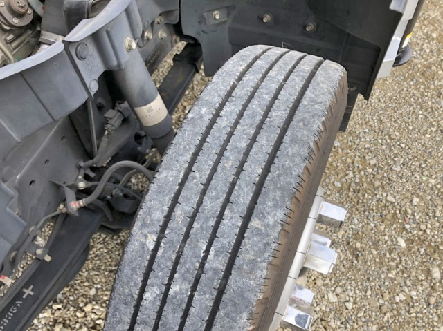 三菱ふそうキャンタークレーン4段小型（2t・3t）[写真11]