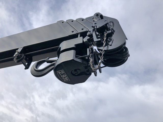 三菱ふそうキャンタークレーン4段小型（2t・3t）[写真07]