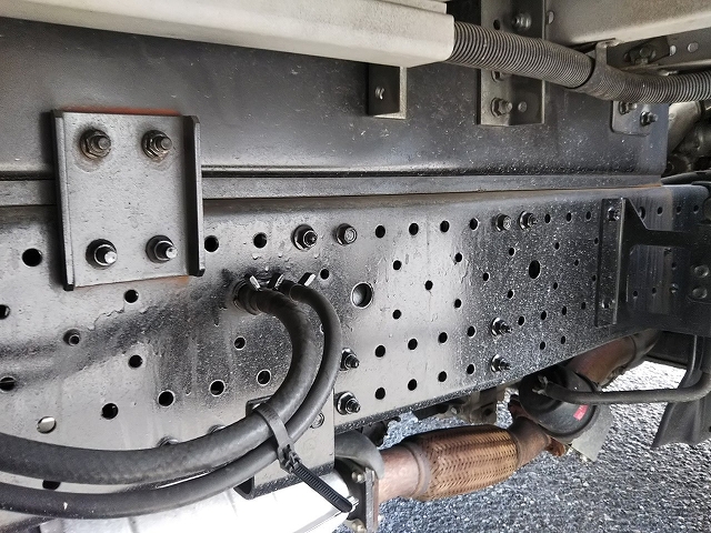 いすゞエルフアルミウイング小型（2t・3t）[写真20]