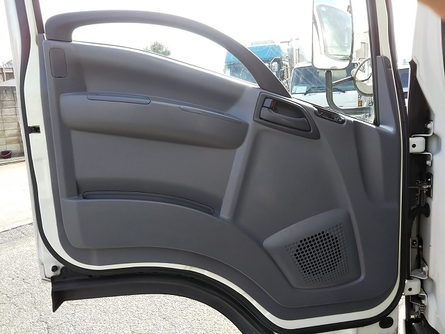 いすゞエルフアルミウイング小型（2t・3t）[写真27]