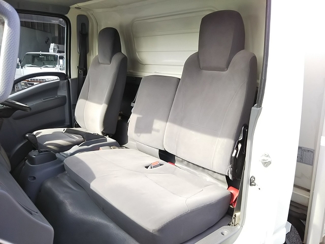 いすゞエルフアルミウイング小型（2t・3t）[写真29]