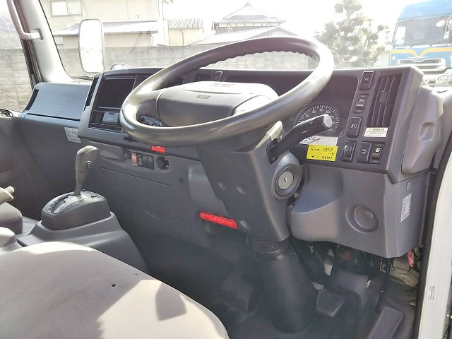 いすゞエルフアルミウイング小型（2t・3t）[写真33]