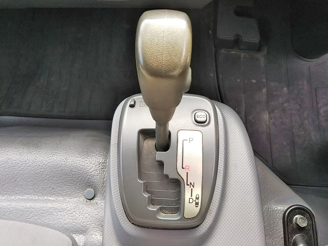 いすゞエルフアルミウイング小型（2t・3t）[写真38]