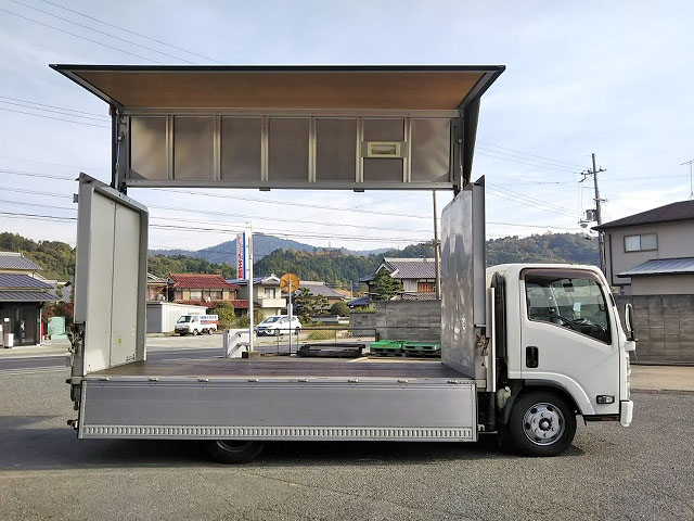 いすゞエルフアルミウイング小型（2t・3t）[写真08]