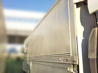 日産コンドル冷蔵冷凍ウイング中型（4t）[写真10]