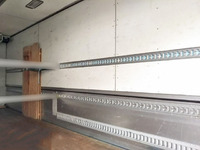 日産コンドル冷蔵冷凍ウイング中型（4t）[写真17]