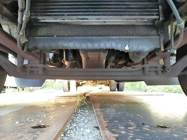 日産コンドル冷蔵冷凍ウイング中型（4t）[写真23]