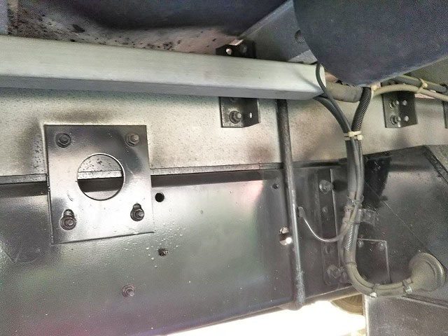 日産コンドル冷蔵冷凍ウイング中型（4t）[写真25]