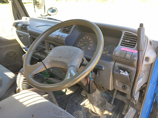 いすゞエルフダンプ小型（2t・3t）[写真15]