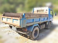 いすゞエルフダンプ小型（2t・3t）[写真03]