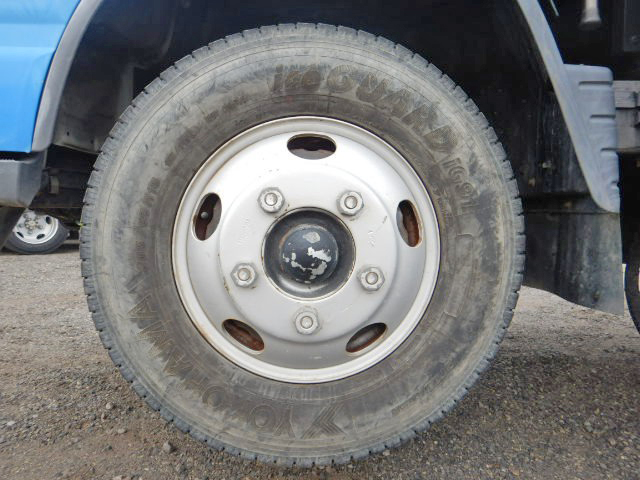 三菱ふそうキャンター高所作業車小型（2t・3t）[写真12]