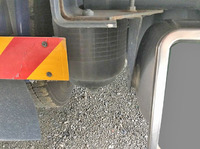 UDトラックスクオントレーラーヘッド（トラクターヘッド）大型（10t）[写真10]