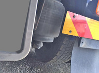 UDトラックスクオントレーラーヘッド（トラクターヘッド）大型（10t）[写真11]