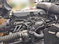 UDトラックスクオントレーラーヘッド（トラクターヘッド）大型（10t）[写真14]