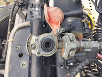 UDトラックスクオントレーラーヘッド（トラクターヘッド）大型（10t）[写真18]