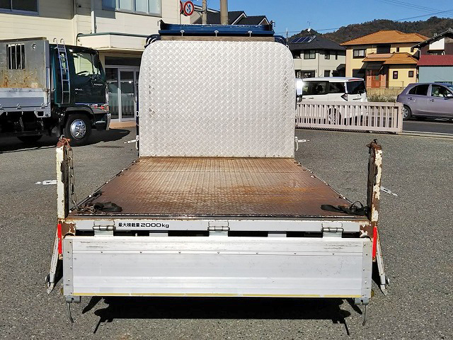 いすゞエルフアルミブロック小型（2t・3t）[写真10]