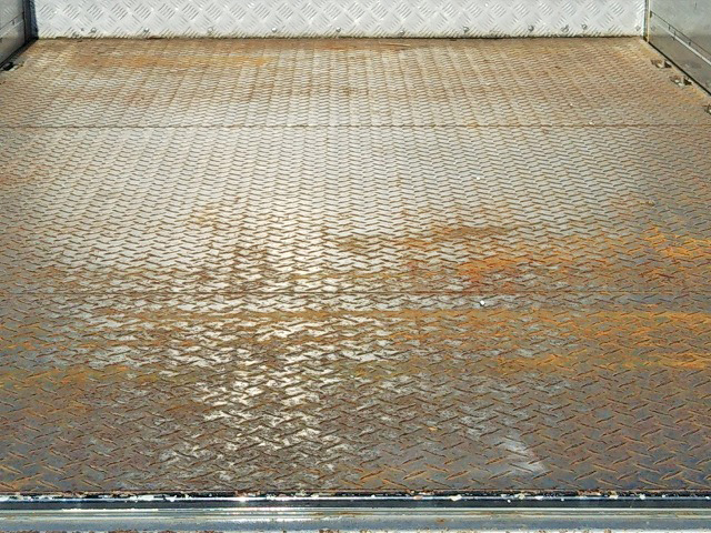 いすゞエルフアルミブロック小型（2t・3t）[写真12]