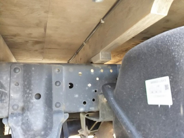 いすゞエルフアルミブロック小型（2t・3t）[写真23]