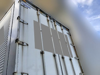 UDトラックスクオンアルミウイング大型（10t）[写真12]