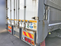 UDトラックスクオンアルミウイング大型（10t）[写真15]