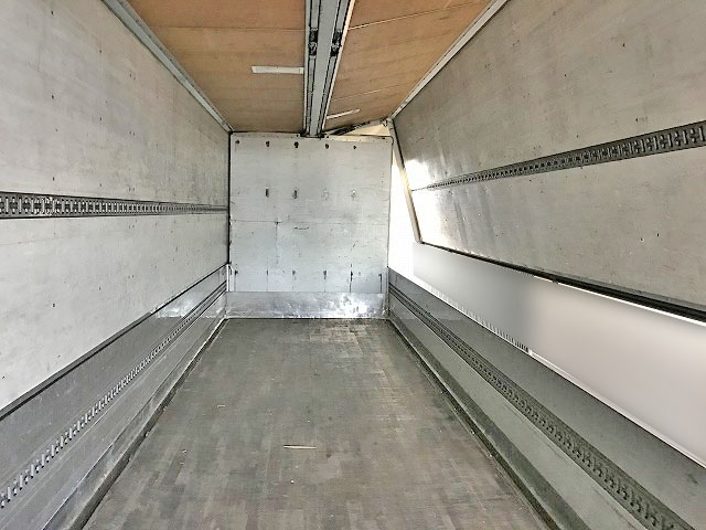 UDトラックスクオンアルミウイング大型（10t）[写真16]