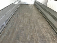 UDトラックスクオンアルミウイング大型（10t）[写真19]