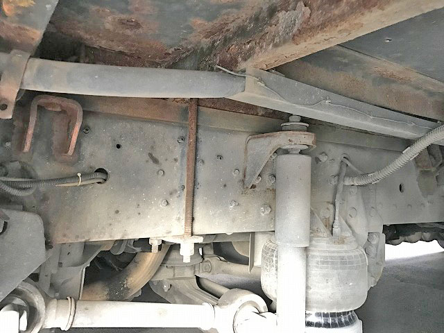 UDトラックスクオンアルミウイング大型（10t）[写真25]