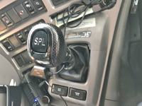 UDトラックスクオンアルミウイング大型（10t）[写真33]