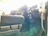 UDトラックスクオンアルミウイング大型（10t）[写真34]