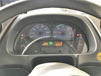 UDトラックスクオンアルミウイング大型（10t）[写真35]