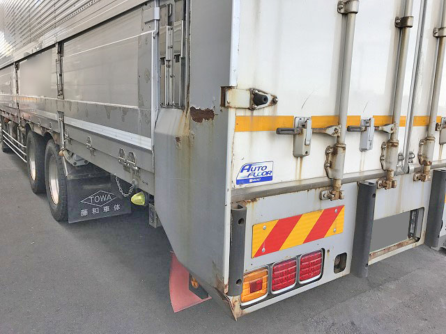 UDトラックスクオンアルミウイング大型（10t）[写真05]