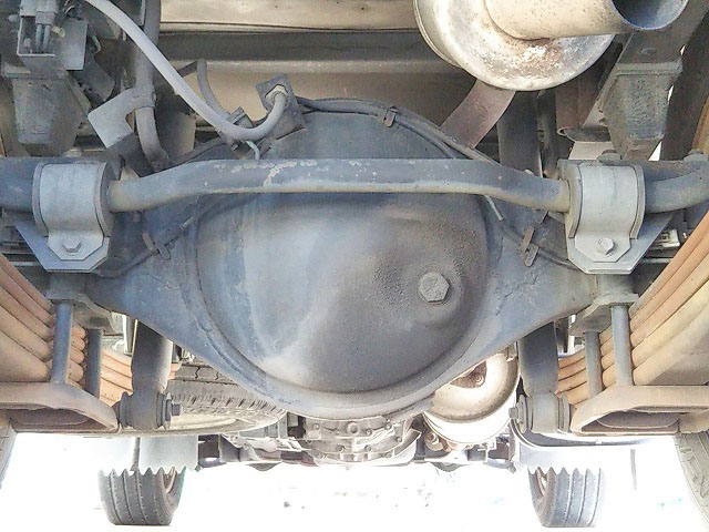 いすゞエルフ冷凍車（冷蔵車）小型（2t・3t）[写真17]