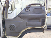 いすゞエルフ冷凍車（冷蔵車）小型（2t・3t）[写真26]