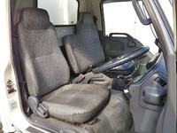 いすゞエルフ冷凍車（冷蔵車）小型（2t・3t）[写真29]