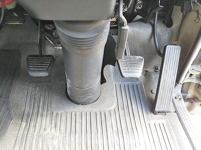 いすゞエルフ冷凍車（冷蔵車）小型（2t・3t）[写真34]