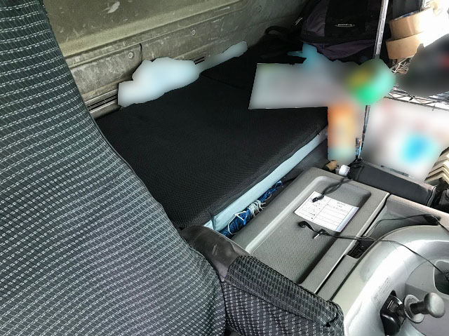 UDトラックスクオンアルミブロック大型（10t）[写真18]