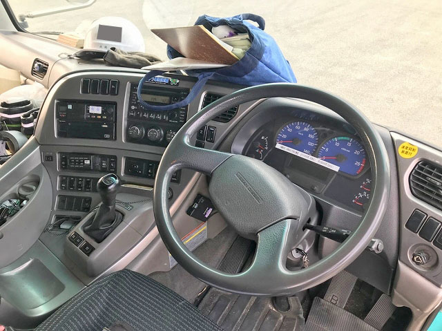 UDトラックスクオンアルミブロック大型（10t）[写真19]