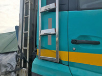 UDトラックスクオンアルミブロック大型（10t）[写真05]