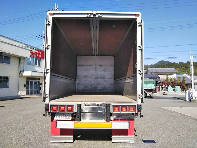 三菱ふそうファイターアルミウイング増トン（6t・8t）[写真11]