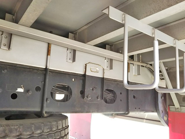 三菱ふそうファイターアルミウイング増トン（6t・8t）[写真24]