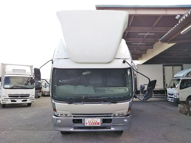 三菱ふそうファイターアルミウイング増トン（6t・8t）[写真09]