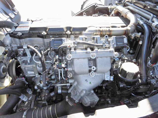 三菱ふそうファイターアルミウイング中型（4t）[写真15]